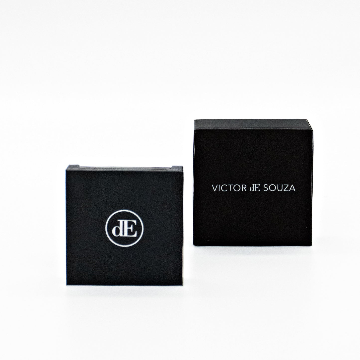 eye depth colour in aigrette - emanuel new york