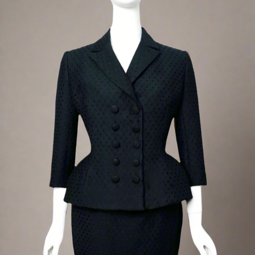 hourglass suit jacket | as seen on nicole ari parker in "and just like that"
