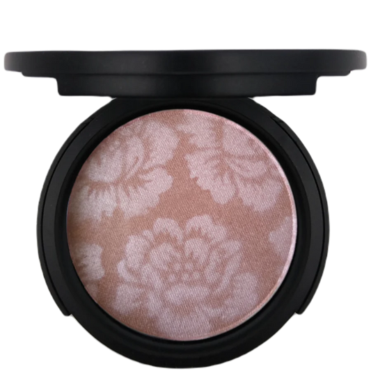 ethereal beauty powder in baroque period - emanuel new york