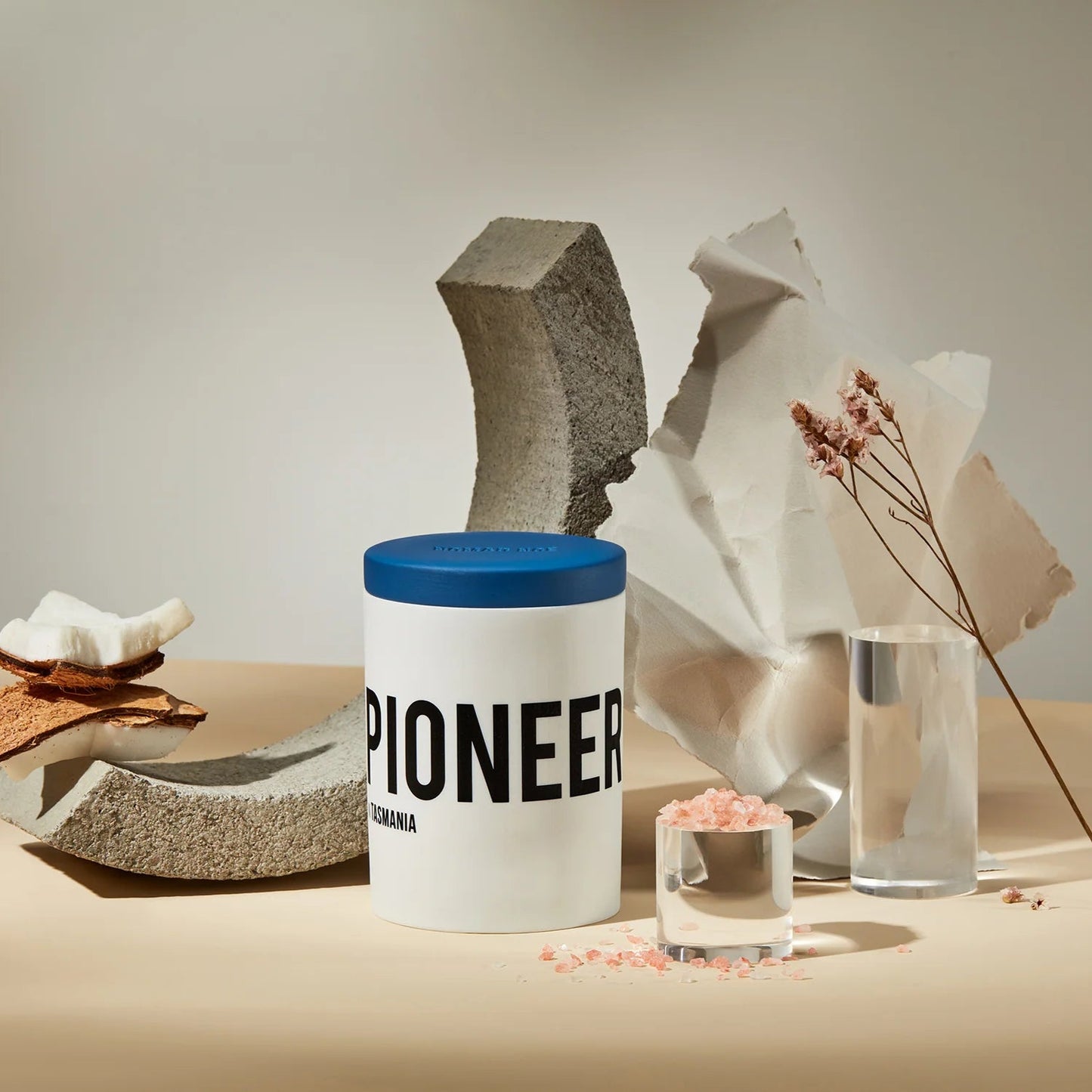 pioneer in tasmania - scented candle