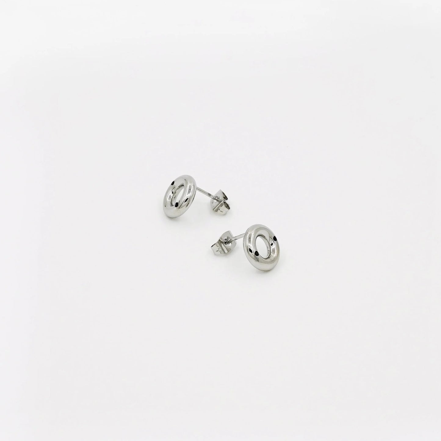 donut earring - silver