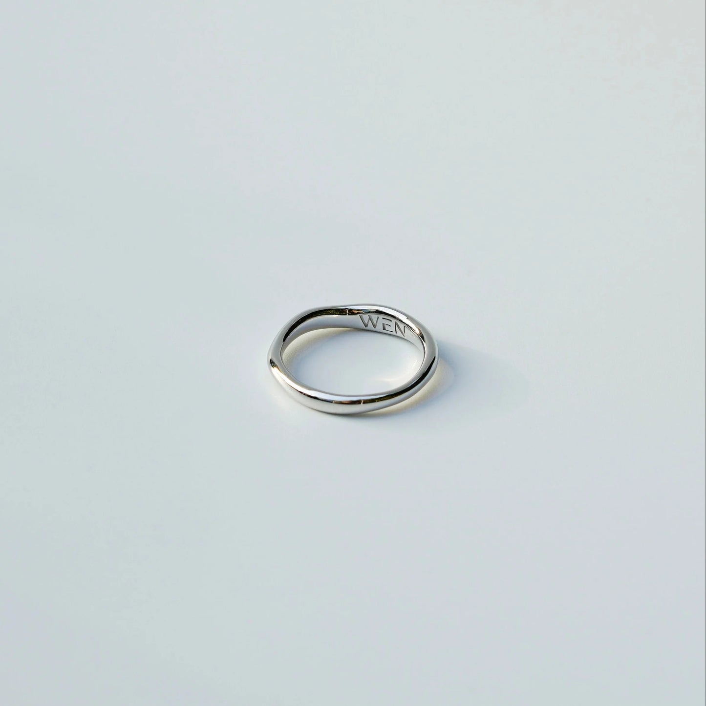 wavy ring
