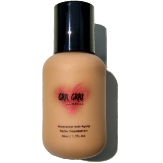 WATERPROOF ANTI-AGEING MATTE FOUNDATION